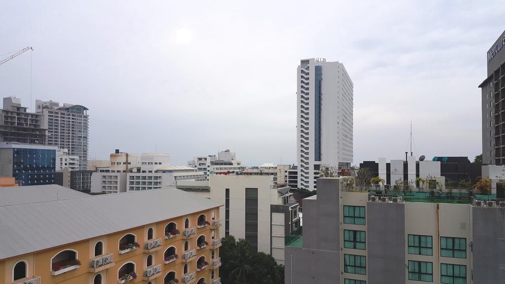 Ploen Place Residence Pattaya Eksteriør billede